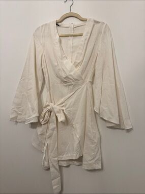 Trendyol Cream Wrap Tunic Robe with Tie Waist